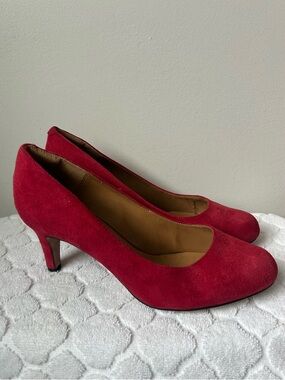 Clarks Soft Cushion Red Suede Arista Leather Pump Heels US 9.5 W